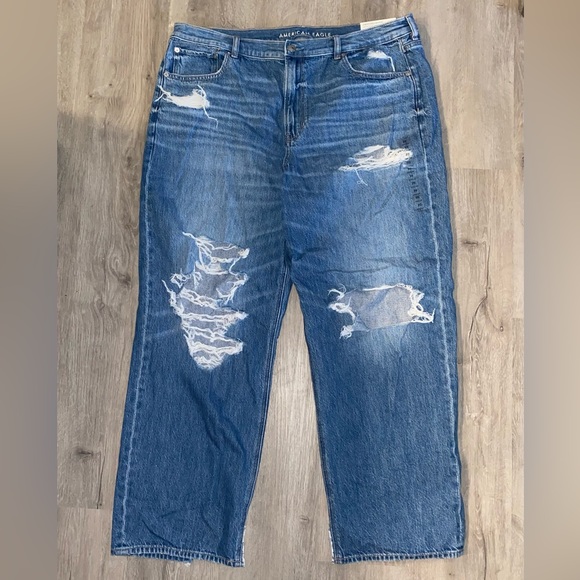 Super High-Rise Baggy Straight American Eagle Jeans - Picture 2 of 5